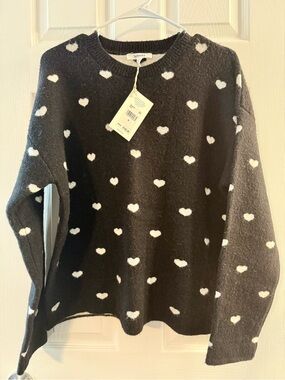 NEW! Splendid Black Heart Pattern Crewneck Sweater Size Medium